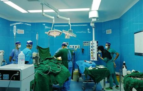 ایستادگی کادر سلامت در جنگ با ویروس صهیونی