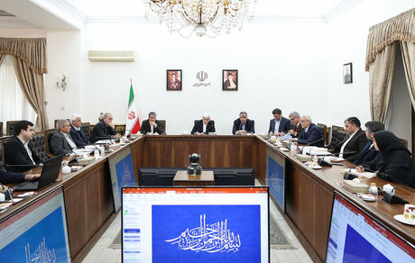 عارف: طرح ۲۰ هزار مگاوات نیروگاه‌های اتمی یک ضرورت انکارناپذیر است