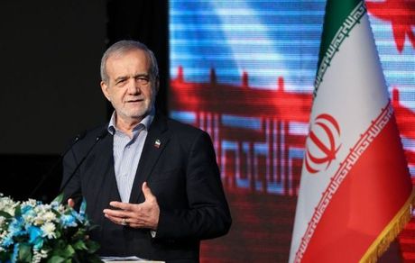 بزشکیان: تسعى الحکومة إلى إحداث تغییر جذری فی التعلیم