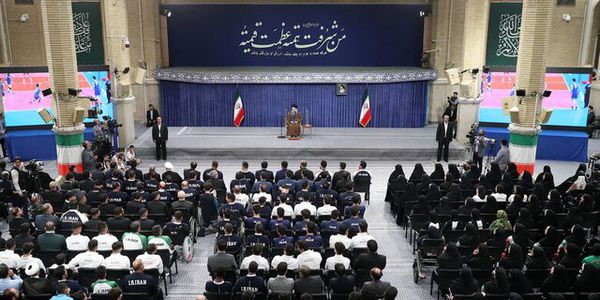 چه ربطی به آمریکا دارد که ایران صنعت هسته‌ای دارد یا ندارد/ادعای ترامپ مبنی بر طرفداری از مردم ایران دروغ است
