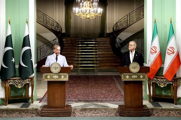 تأکید پزشکیان بر امنیت مرزهای مشترک ایران و پاکستان
