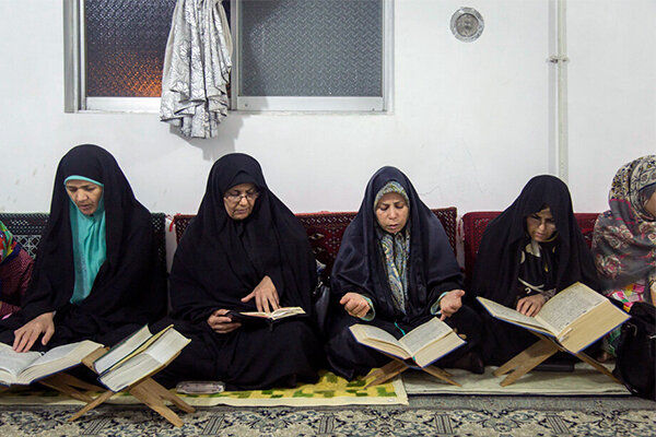 تبلیغ چهره به چهره مؤثرترین روش ترویج جلسات خانگی قرآن است
