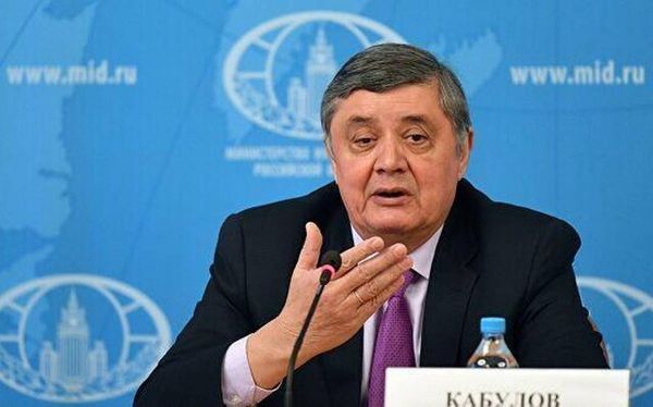 روسیه: به طالبان سلاح نمیفروشیم/ بانکهای افغانستان باید به سوئیفت وصل شوند