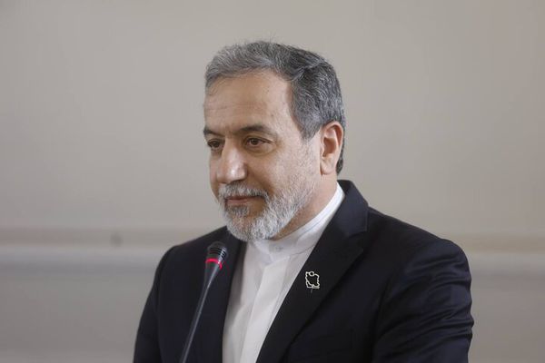 عراقچی: آمریکا در خواب ببیند شبیه توافق با لیبی برای ایران تکرار شود