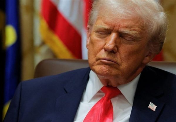 عندما ترفض أمریکا ترامب