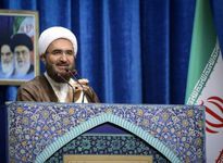 حاج‌علی‌اکبری: کشورهای حاشیه خلیج فارس، با ایران ببندید/ مراقب سارقان خطرناک گوهر عفاف باشیم
