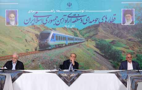 تأکید پزشکیان بر تکمیل خطوط و اتصال ایستگاه‌های قطار حومه‌ای و مترو برای استفاده توأمان مردم
