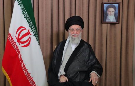 رهبر انقلاب: رژیم صهیونی زیر ضربات جمهوری اسلامی تقریباً از پا درآمد
