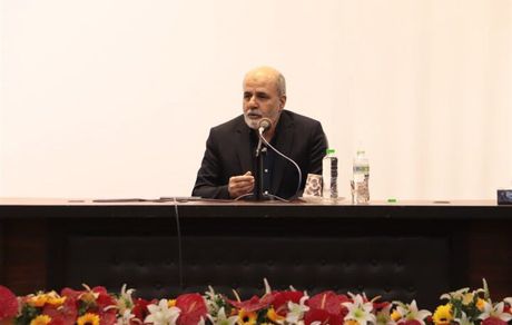 احمدیان: نتایج مذاکرات قابل پیش‌بینی نیست، اما خطوط قرمز ما مشخص است
