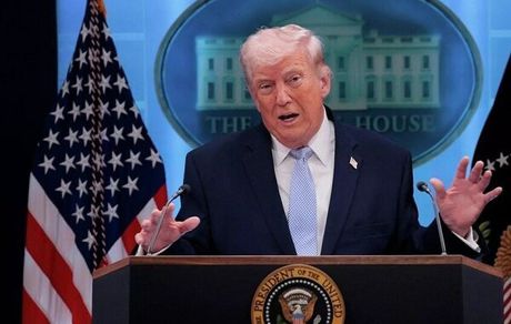 ادامه تناقض گویی ترامپ: مذاکرات با ایران ادامه دارد
