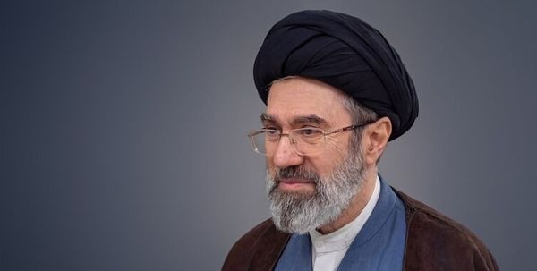 جماران نوشت: شبکه CNN گزارش داد: ارزیابی اطلاعاتی آمریکا این است که رهبر عالی ایران اگرچه جراحت برداشت اما همچنان به دور از انظار، راهبردهای کشور را تعیین می‌کند.

