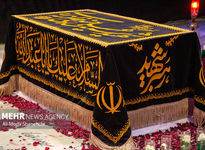 مراسم چهلم تدفین «آقای شهید ایران» در حرم امام رضا(ع) آغاز شد
