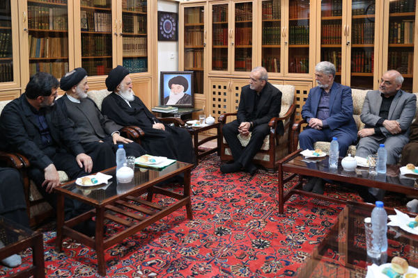رئیس‌جمهور: برخی جریان‌ها با سنگ‌اندازی، بدنبال اخلال در پیشبرد منافع ملی هستند