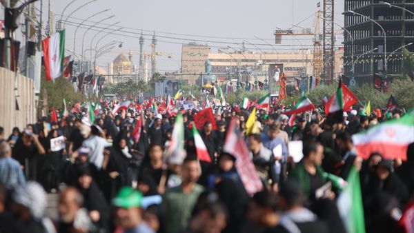 مراسم تشییع پیکر پاک رهبر شهید انقلاب در قم برگزار شد
