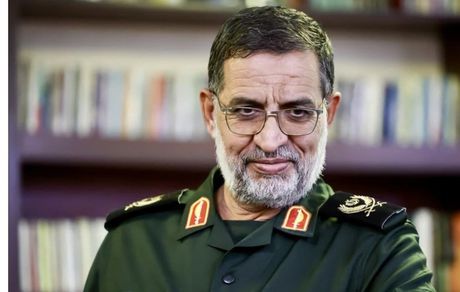 سردار علی‌محمد نائینی سخنگوی سپاه پاسداران انقلاب اسلامی به شهادت رسید